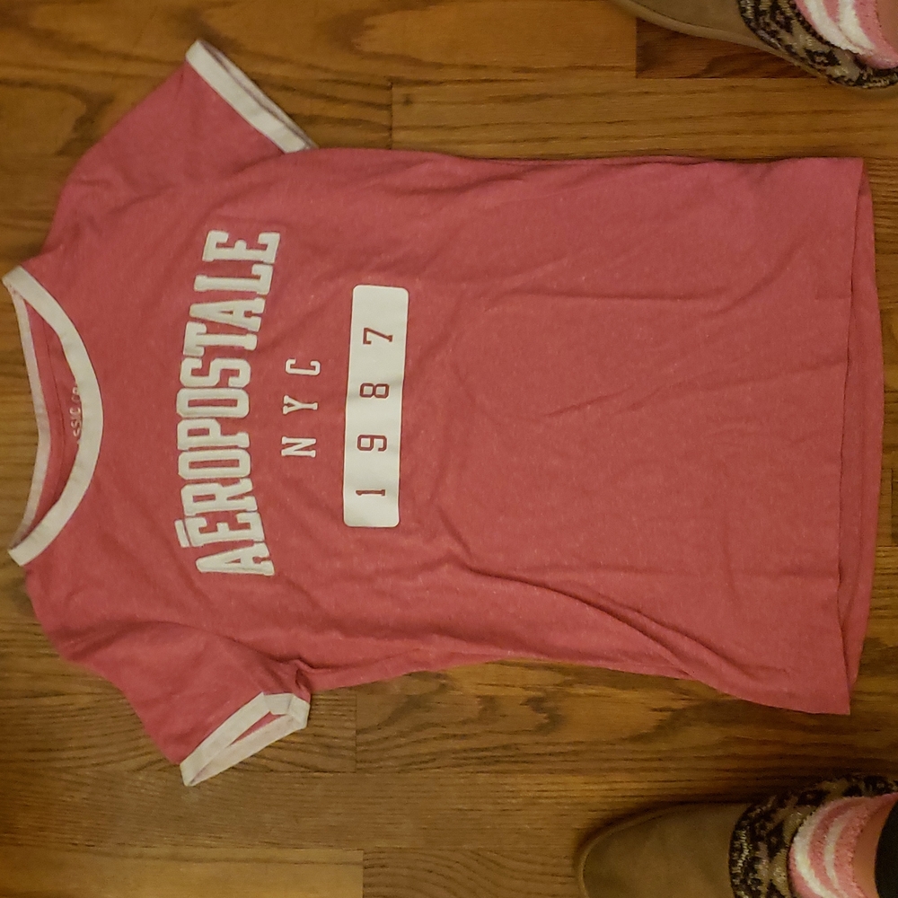 Tee